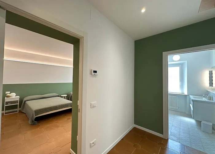Daire House *