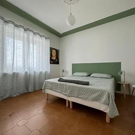 Apartament House